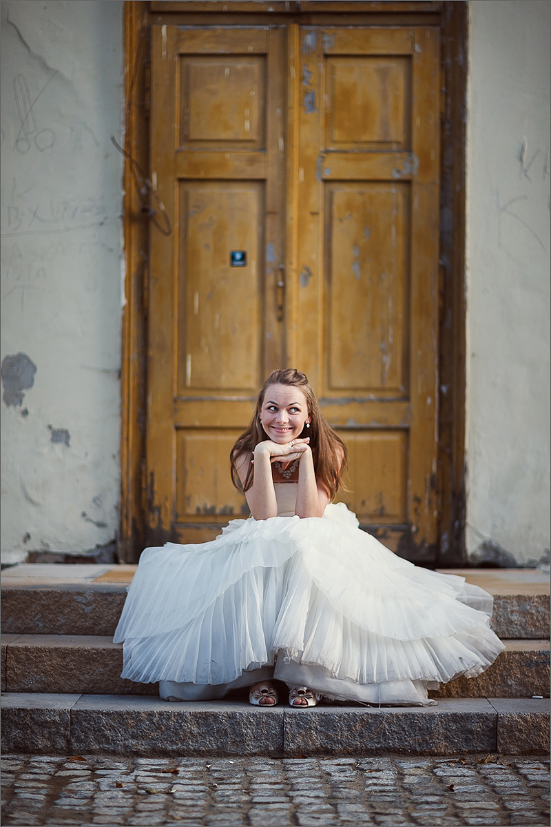 Plener ślubny pani młoda suknia ślubna