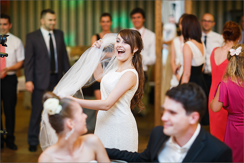 Zdjęcia reportażowe ślubne