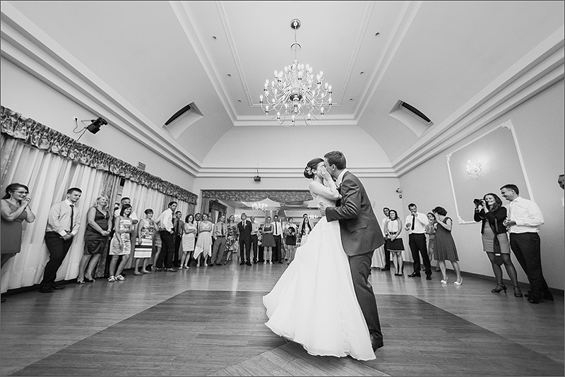 Fotografia ślubna Kraków taniec