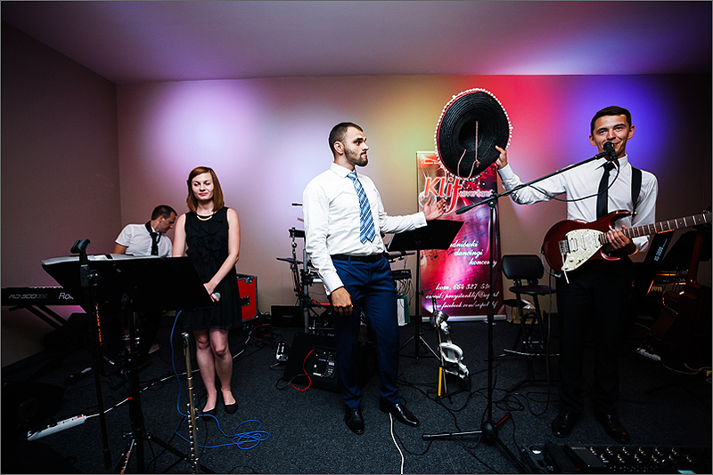 Zdjęcia ślubne zabawa wesele