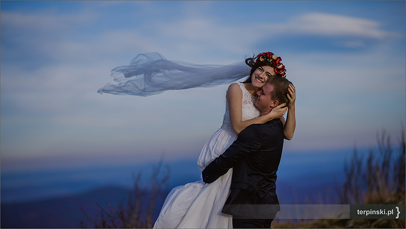 Romantyczny plener ślubny 