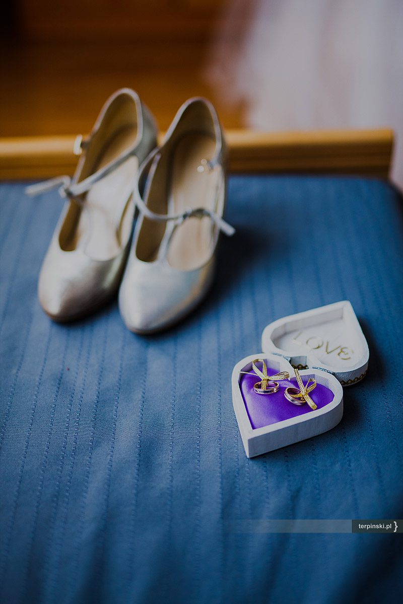 Fotografia ślubna reportaż dodatki