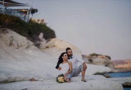 Plener na plaży Cypr ślubnie