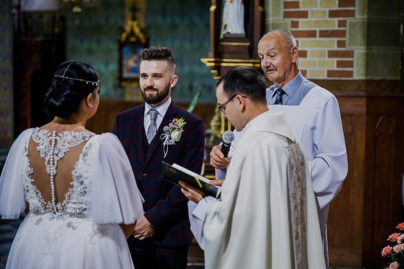 Ceremonia ślubna w Żołyni