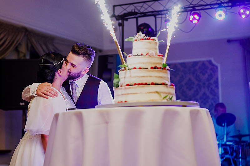 Reportaże ślubne Rzeszów tort