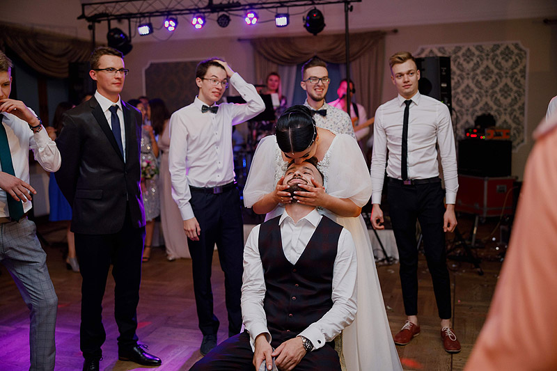 Reportaże ślubne Rzeszów oczepiny